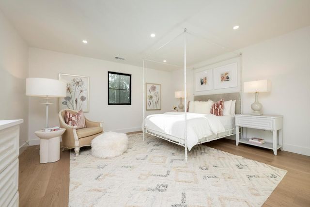 150 Clark Drive, San Mateo, CA 94402