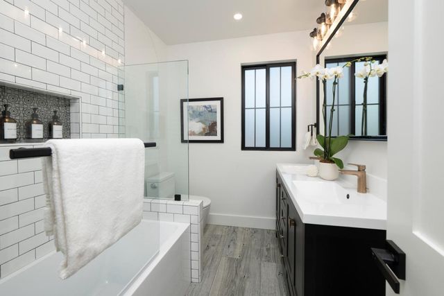 150 Clark Drive, San Mateo, CA 94402