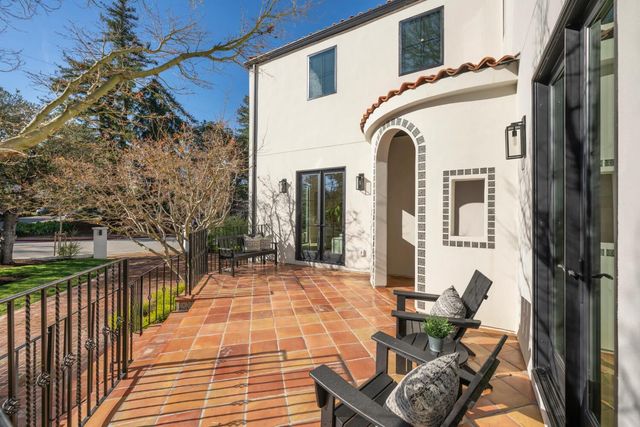 150 Clark Drive, San Mateo, CA 94402