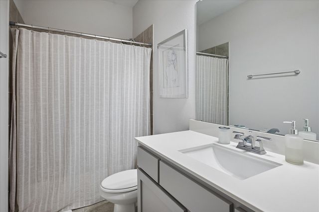 11828 Prudence Drive, Fort Worth, TX 76052