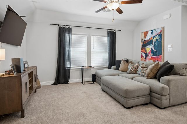11828 Prudence Drive, Fort Worth, TX 76052