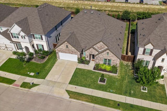 11828 Prudence Drive, Fort Worth, TX 76052