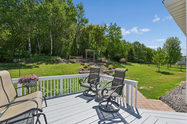 507 Doncaster Way, Woodbury, MN 55125