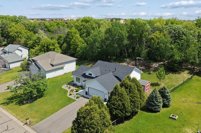 507 Doncaster Way, Woodbury, MN 55125