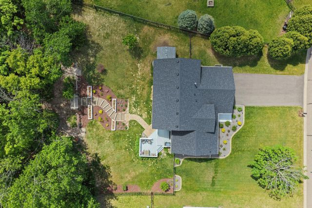507 Doncaster Way, Woodbury, MN 55125