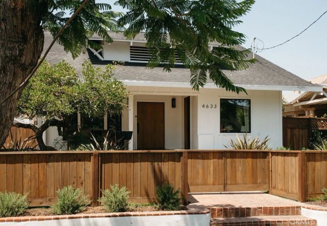 4633 Russell, Los Angeles, CA 90027