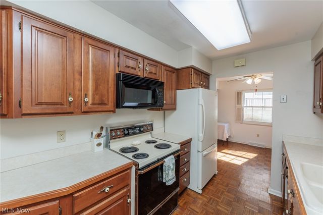 8747 Fox Rest Drive, Brecksville, OH 44141