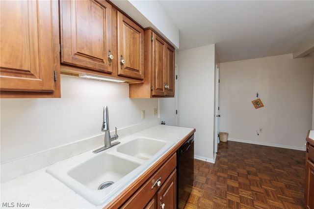 8747 Fox Rest Drive, Brecksville, OH 44141