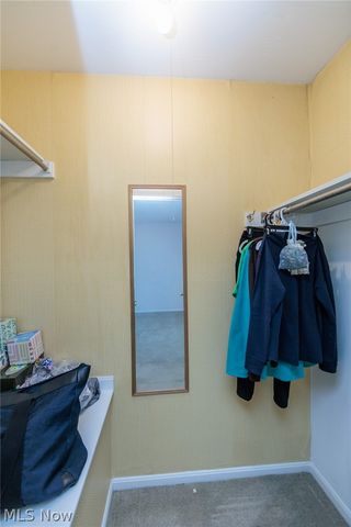 8747 Fox Rest Drive, Brecksville, OH 44141