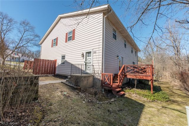 8747 Fox Rest Drive, Brecksville, OH 44141