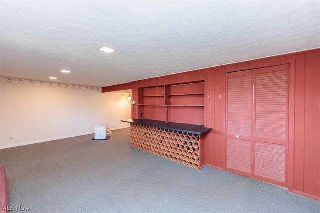 8747 Fox Rest Drive, Brecksville, OH 44141