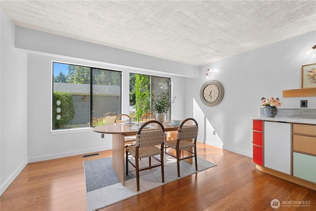 11706 NE 105th Court, Kirkland, WA 98033