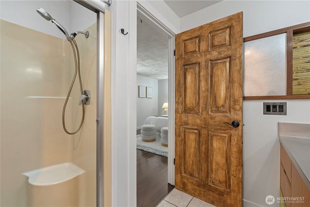 11706 NE 105th Court, Kirkland, WA 98033