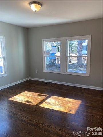 808 N Weldon Street, Gastonia, NC 28052