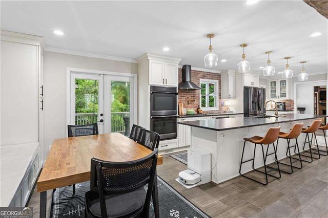 3825 Creekview Drive NE, Marietta, GA 30068