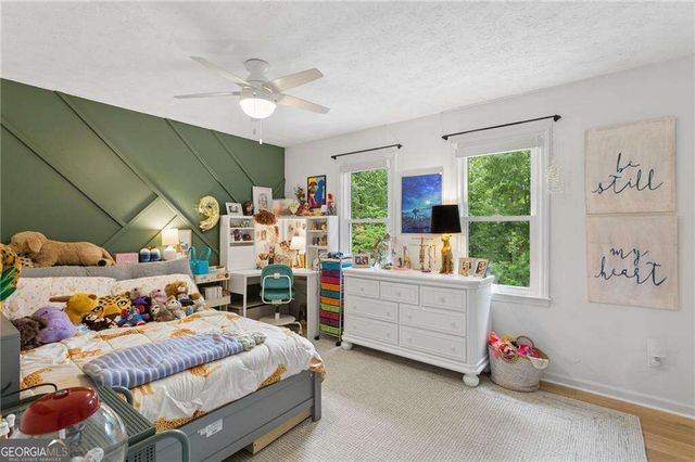 3825 Creekview Drive NE, Marietta, GA 30068