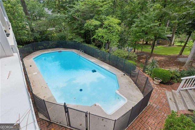 3825 Creekview Drive NE, Marietta, GA 30068