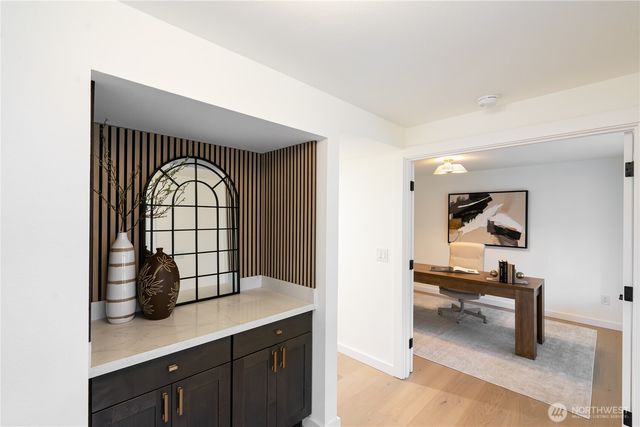 18513 NE 19th Place, Bellevue, WA 98008