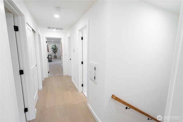 18513 NE 19th Place, Bellevue, WA 98008