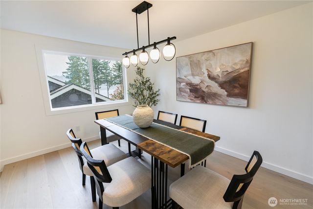 18513 NE 19th Place, Bellevue, WA 98008