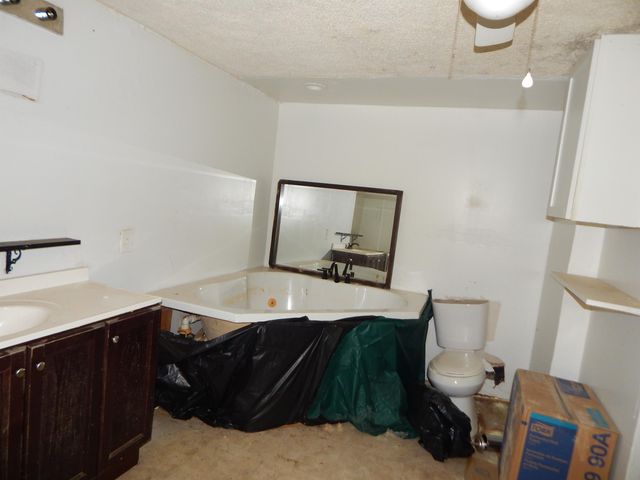 212 BORDER, Gilmer, TX 75644