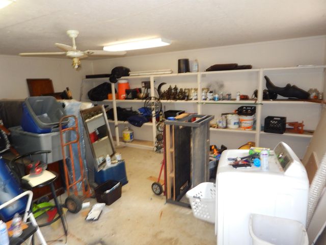 212 BORDER, Gilmer, TX 75644