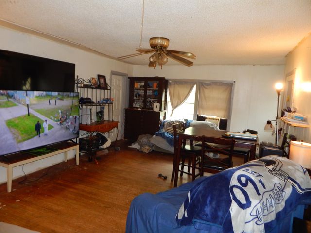 212 BORDER, Gilmer, TX 75644