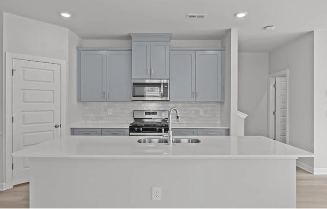 433 Blissful Court, Taylors, SC 29687