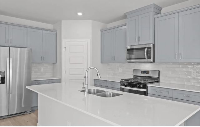 433 Blissful Court, Taylors, SC 29687