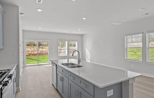 433 Blissful Court, Taylors, SC 29687