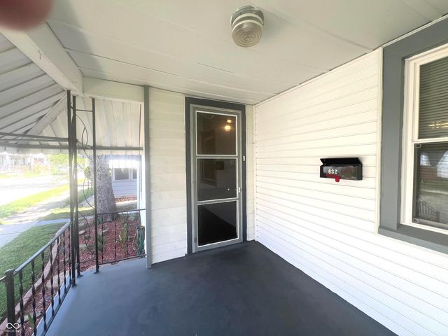 632 Elm Street, Shelbyville, IN 46176