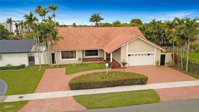 2220 SW 90th Ave, Miami, FL 33165