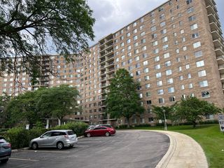 7141 N Kedzie Avenue 1105, Chicago, IL 60645
