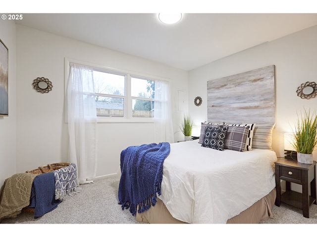 6527 Se 77TH Ave, Portland, OR 97206