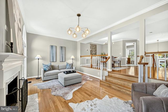 8006 TREVOR PL, Vienna, VA 22182