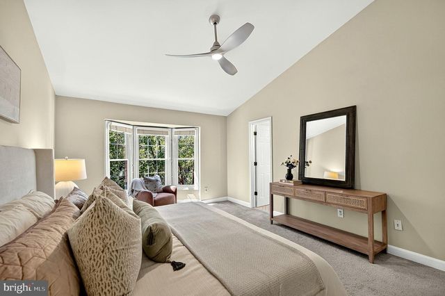 8006 TREVOR PL, Vienna, VA 22182