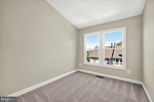 8006 TREVOR PL, Vienna, VA 22182