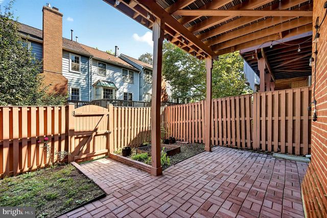 8006 TREVOR PL, Vienna, VA 22182