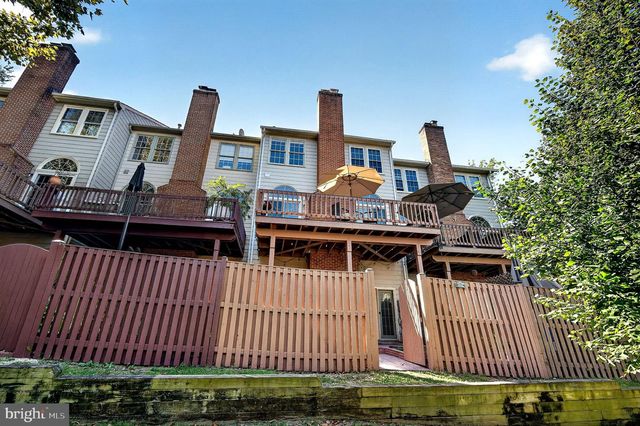 8006 TREVOR PL, Vienna, VA 22182
