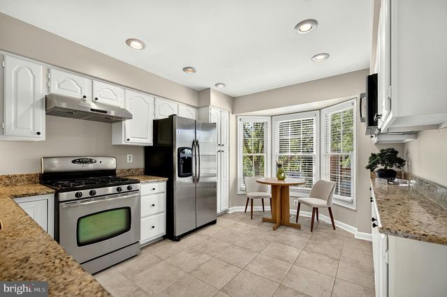8006 TREVOR PL, Vienna, VA 22182