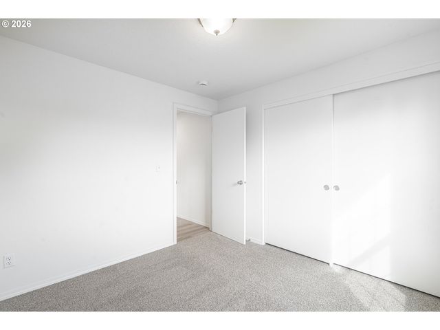 1667 WENDY St Ne, Salem, OR 97305