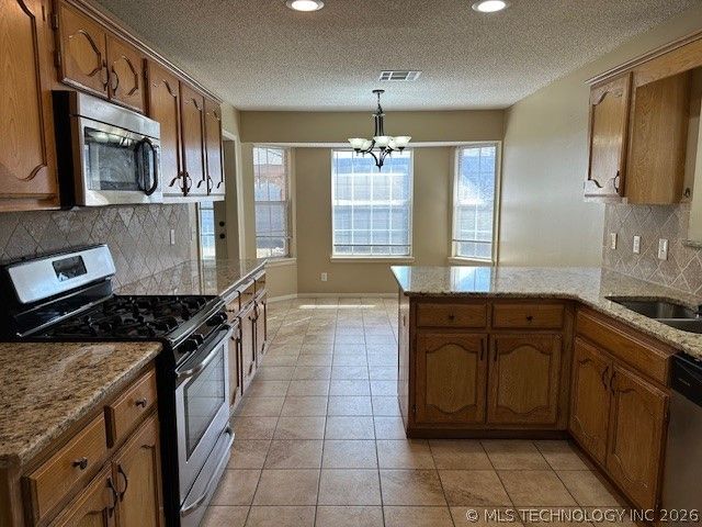 9020 E 95th Street, Tulsa, OK 74133