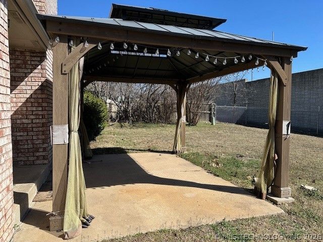 9020 E 95th Street, Tulsa, OK 74133