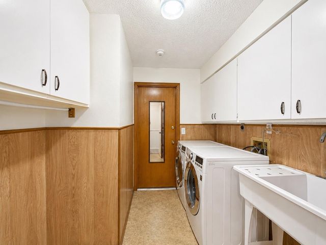 3209 PAFKO DRIVE, Sarasota, FL 34232