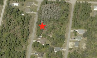 2016 Grayson AVE, Alva, FL 33920