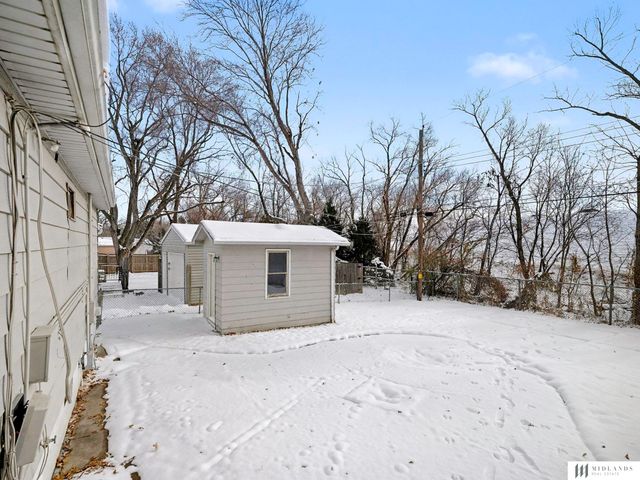 8623 C Street, Omaha, NE 68124