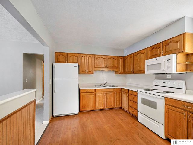 8623 C Street, Omaha, NE 68124