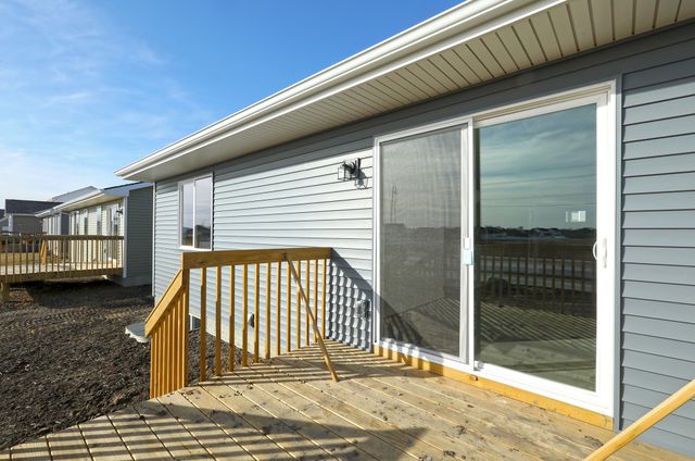 813 3rd Street NW, Bondurant, IA 50035