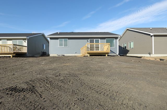 813 3rd Street NW, Bondurant, IA 50035