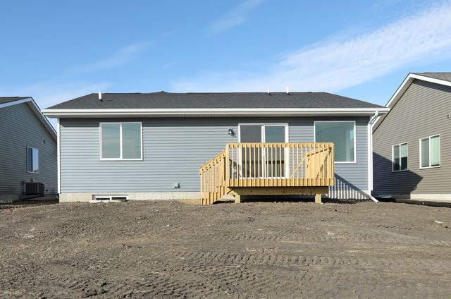 813 3rd Street NW, Bondurant, IA 50035